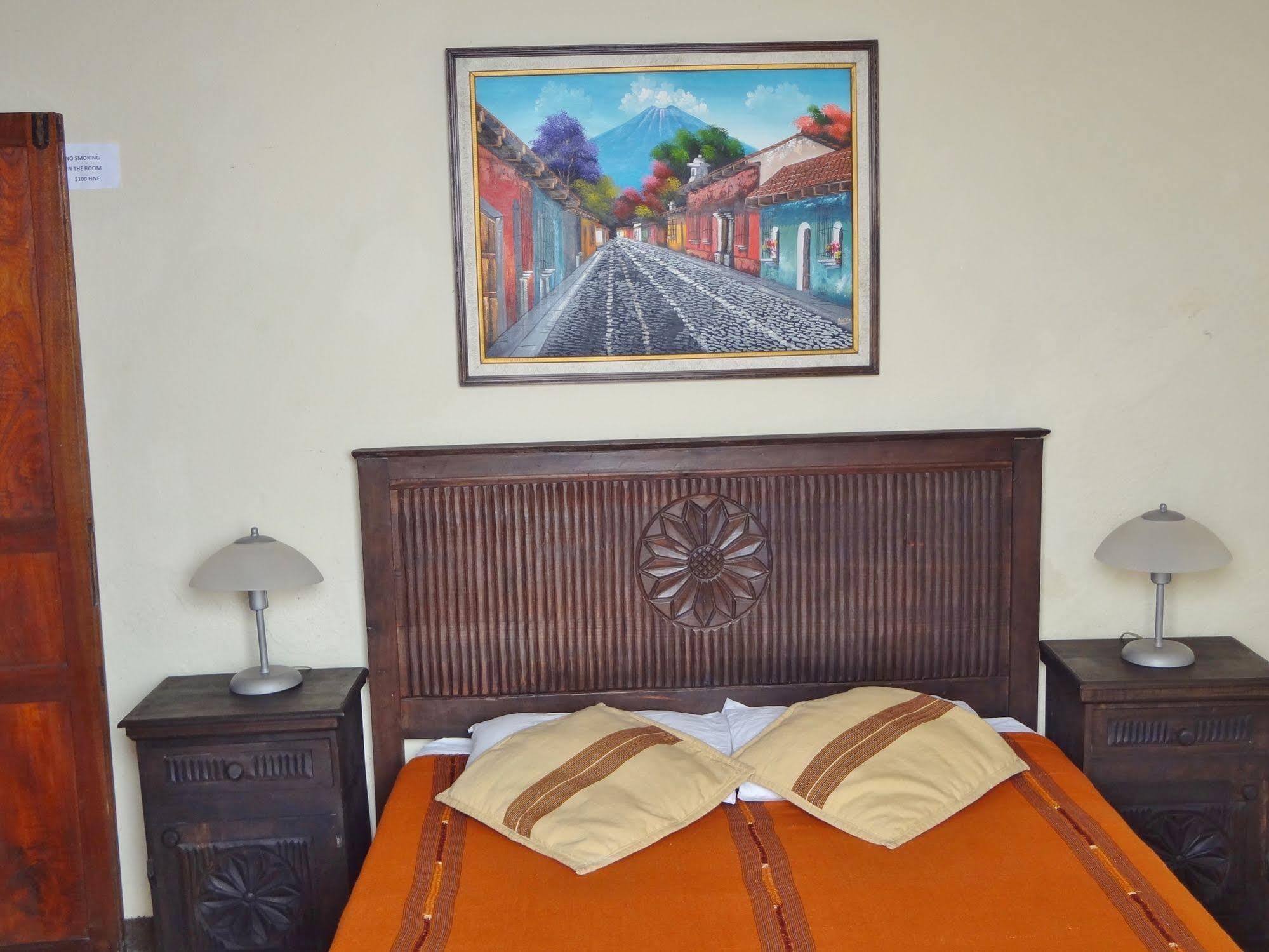 Hostal Antigua Exterior foto